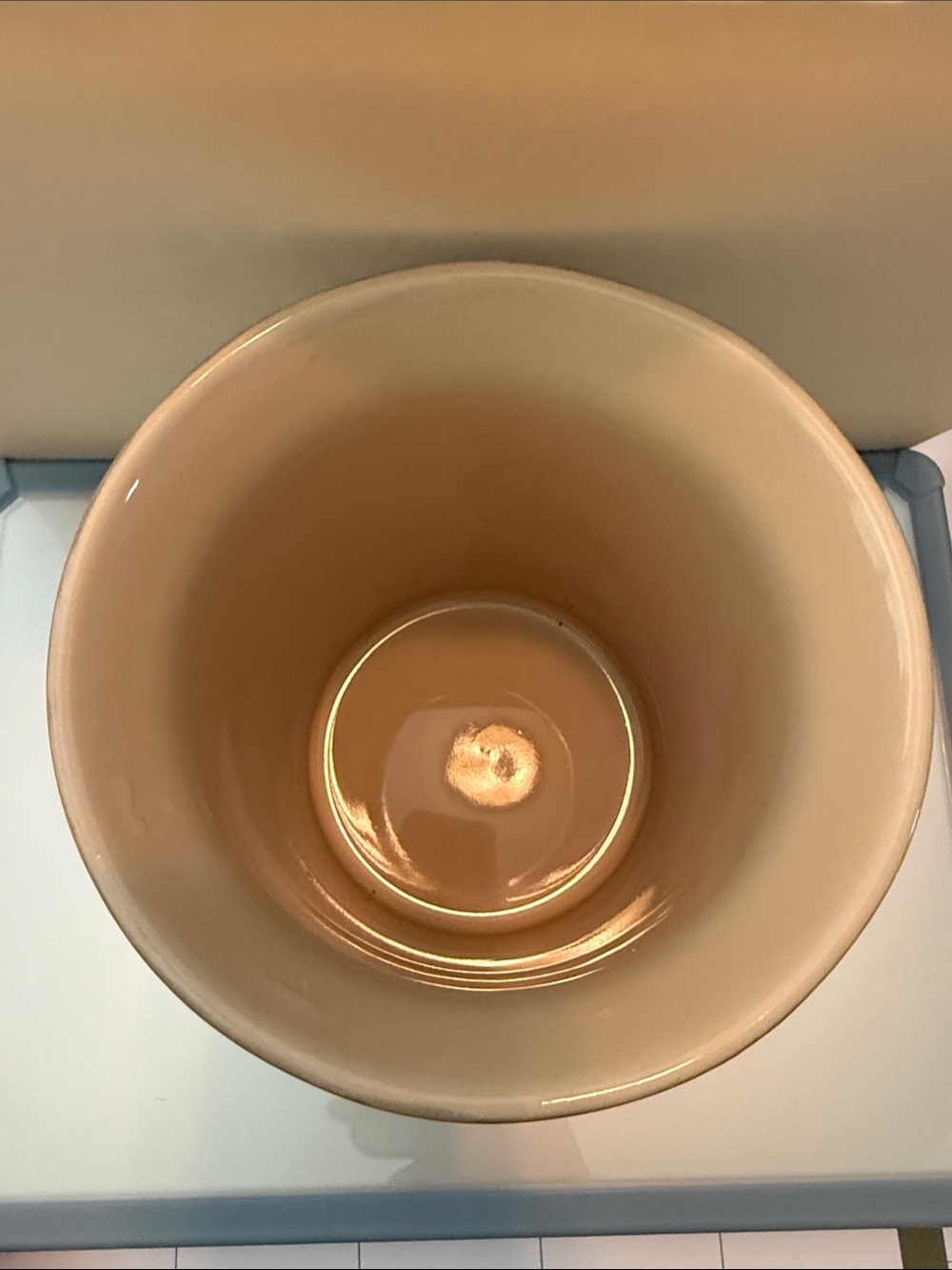 Le Creuset Stoneware Utensil Holder - Picture 2 of 3